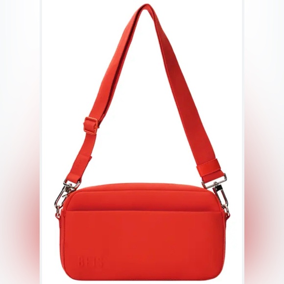 BEIS Handbags - NEW NWT BEIS The crossbody bag in Flame